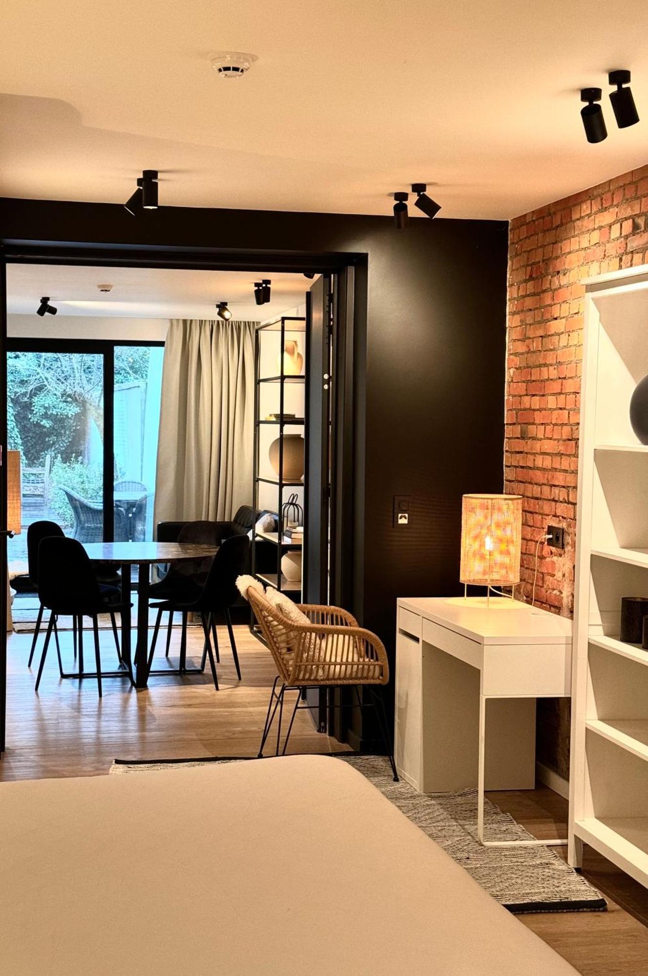 Luxury Apartment With Cosy Garden! Гент Екстер'єр фото