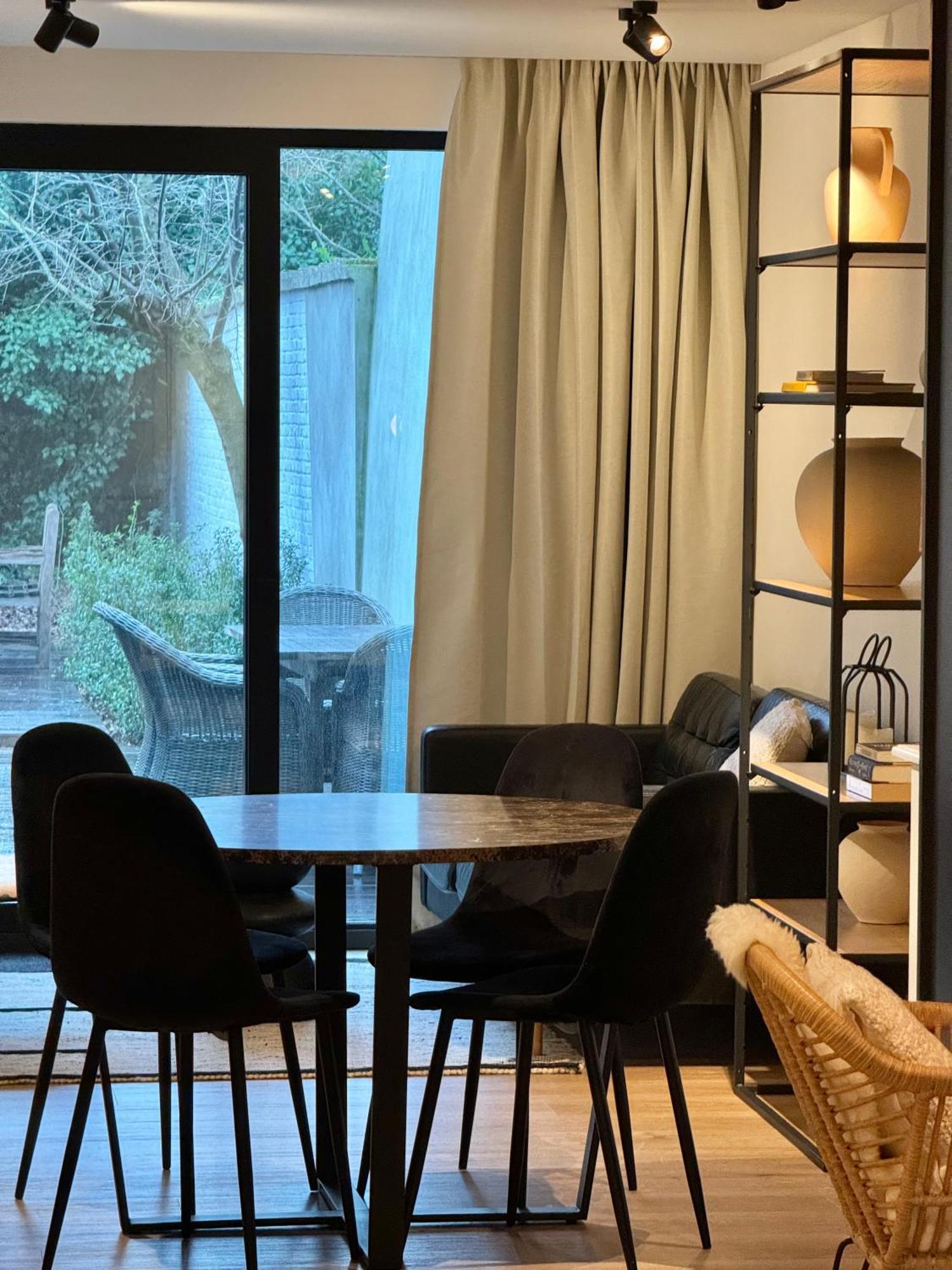 Luxury Apartment With Cosy Garden! Гент Екстер'єр фото